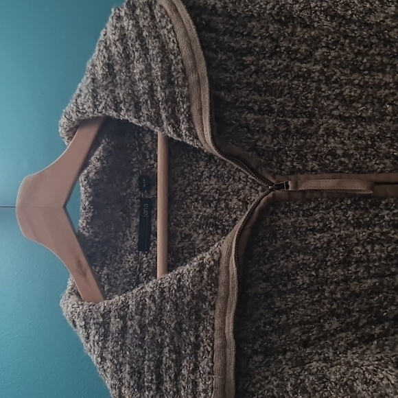 Woman's small Jana brown and beige knit zip up cadigan. - Picture 4 of 7